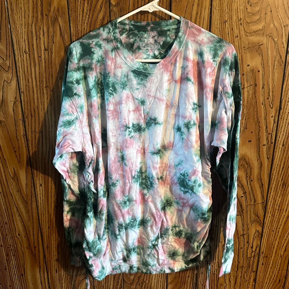 NWOT VS PINK Ruched Long Sleeve Top
